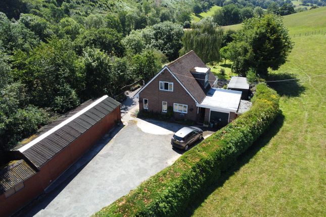 Bettws Cedewain, Newtown, Powys, SY16 3 bed detached house for sale