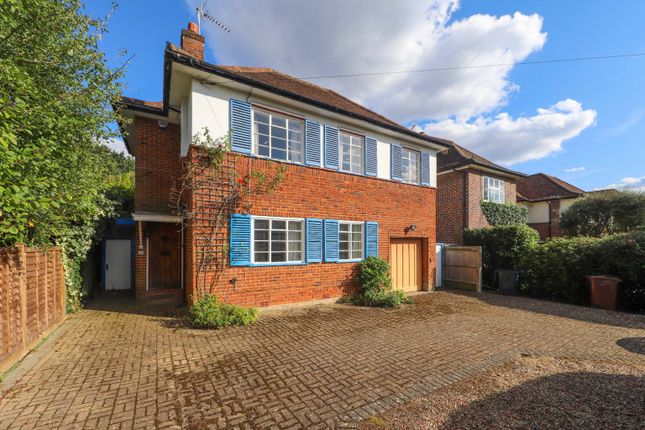 Pinner, Greater London HA5 4 bed detached house for sale