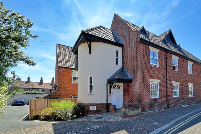 Canada Road, Cromer 2 bed apartment for sale