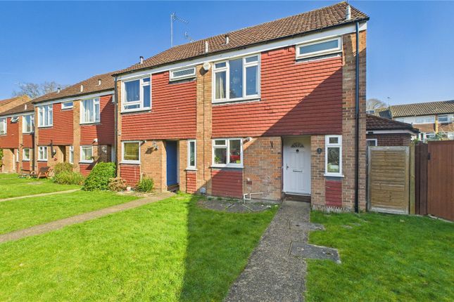 The Larches, Surrey GU21 3 bed end of terrace house for sale