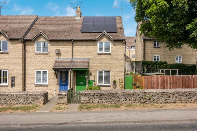 Beech Tree Gardens, Tetbury... 2 bed end of terrace house for sale