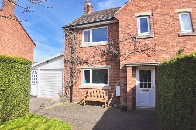 2 bedroom semi-detached house for sale