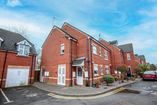 Sandtone Gardens, Spalding PE11 3 bed apartment for sale