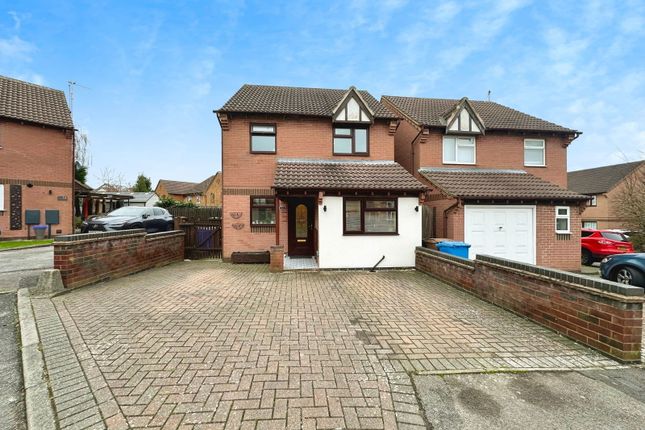 Marlow Crescent, Ilkeston DE7 3 bed detached house for sale