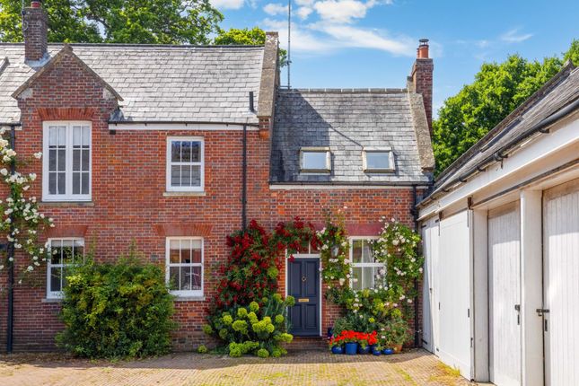 Bayham Abbey, Lamberhurst, TN3 4 bed semi