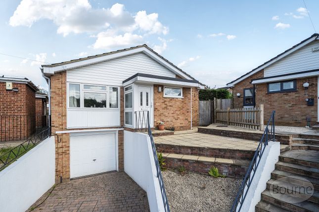 Rushmoor Close, Guildford, Surrey, GU2 3 bed bungalow for sale