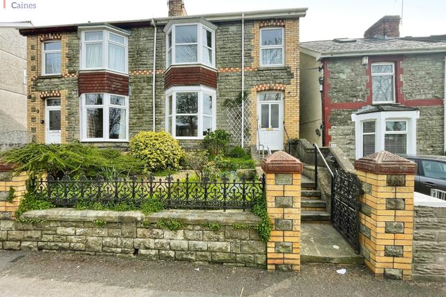 Ewenny Road, Bridgend, Bridgend... 4 bed semi