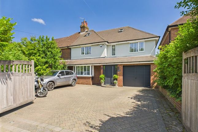4 bedroom semi-detached house for sale