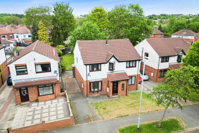 Reinwood Avenue, Oakwood, Leeds 3 bed semi