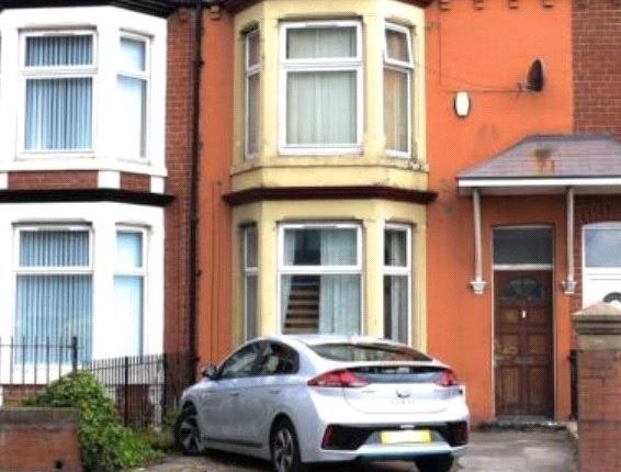 5 bedroom terraced house for sale