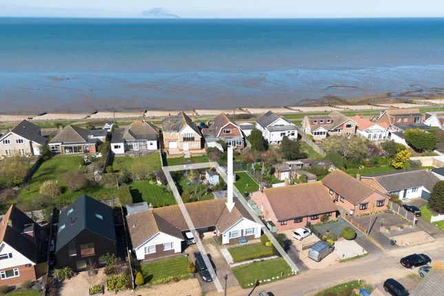 St. Marys Grove, Seasalter, Whitstable 2 bed detached bungalow for sale