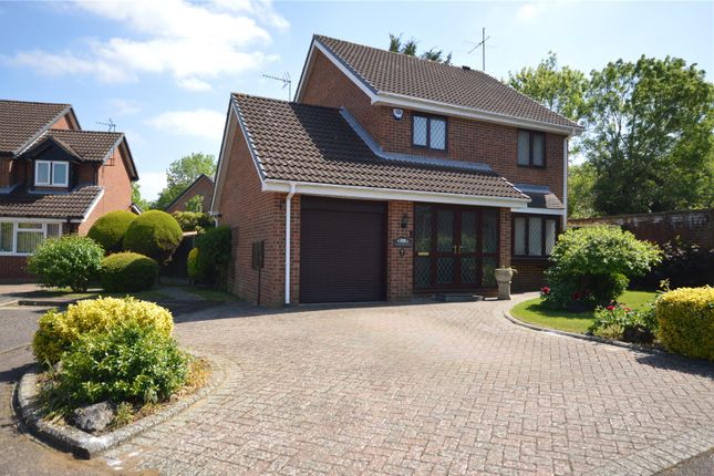 Gilder Close, Luton, Bedfordshire, LU3 4 bed detached house for sale