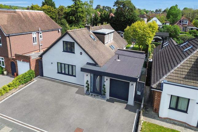 West Farm Close, Ashtead KT21 4 bed detached house for sale