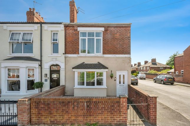 4 bedroom end of terrace house for sale