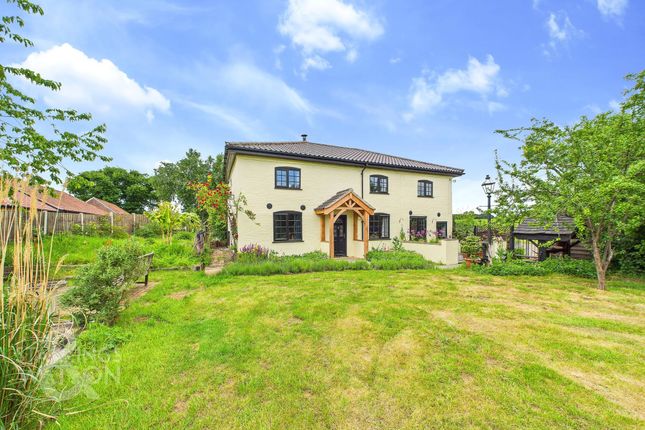 Holt Road, Hevingham, Norwich 5 bed farm house for sale