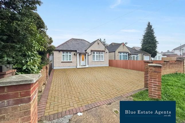 Upper Sutton Lane, Hounslow, TW5 3 bed detached bungalow for sale