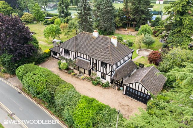 Mill Lane, Broxbourne EN10 6 bed detached house for sale