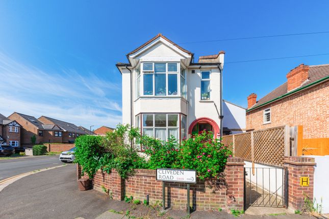 Cliveden Road, Wimbledon SW19 2 bed apartment for sale