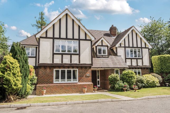 Manor Close, Penn, Buckinghamshire, HP10 5 bed detached house for sale