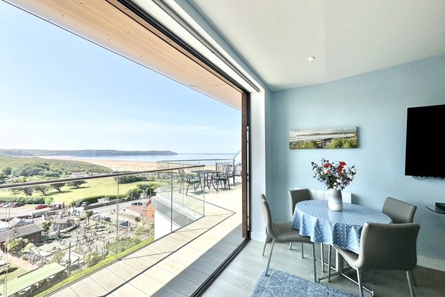 Beach Road, Woolacombe, Devon, EX34 2 bed apartment for sale