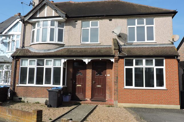 Adela Avenue, New Malden, KT3 3 bed apartment for sale