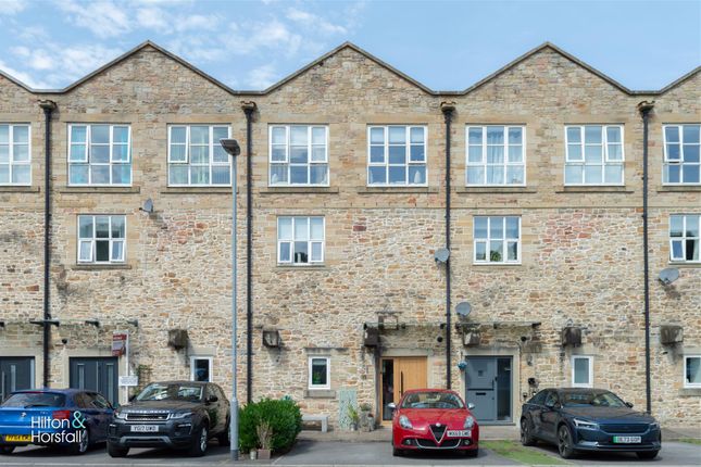 4 bedroom town house for sale