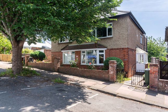 Brighton BN2 2 bed flat for sale