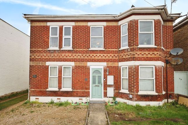 Woodend Road, Bournemouth BH9 2 bed flat for sale