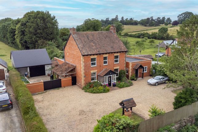 Stoke Road, North Curry, Somerset, TA3 5 bed detached house for sale