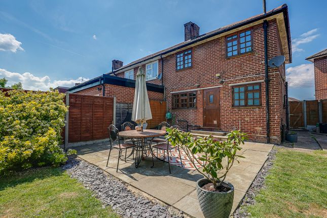 3 bed end terrace house