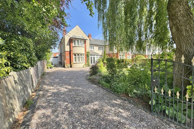 4 bedroom semi-detached house for sale