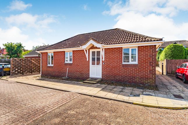 2 bedroom detached bungalow for sale