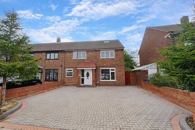 3 bedroom semi-detached house for sale