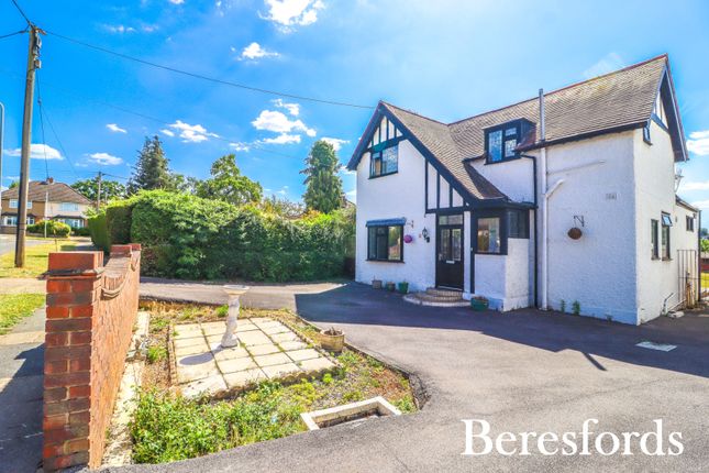 The Crescent, Upminster, RM14 3 bed detached house for sale