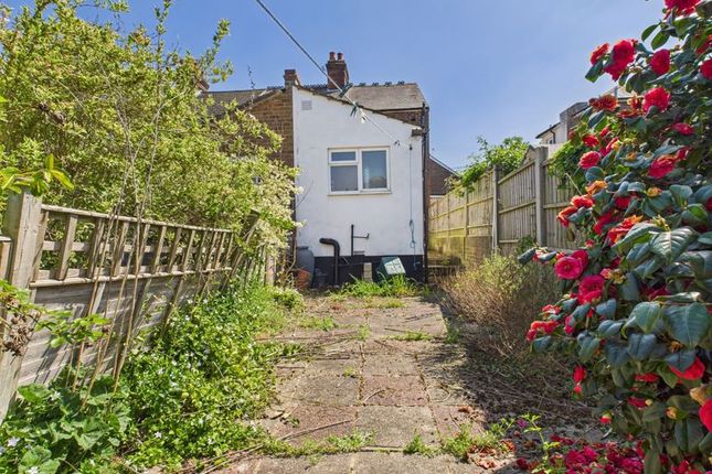 2 bedroom end of terrace house for sale