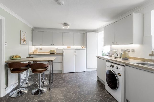 Lavender Grove, Milton Keynes MK7 4 bed detached house for sale