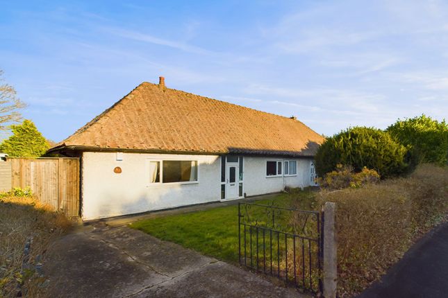 2 bedroom semi-detached bungalow for sale