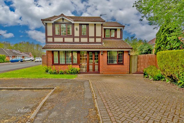 Muirfield Close, Walsall WS3 4 bed detached house for sale