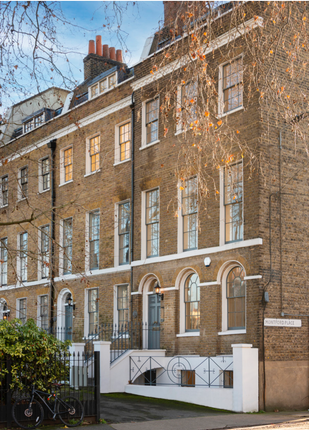 5 bed town house
