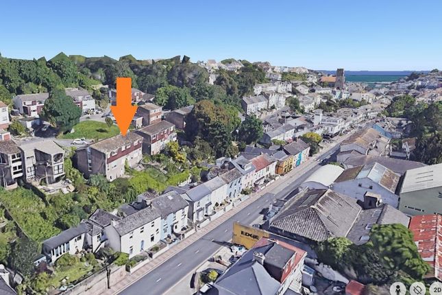 3 bedroom flat for sale