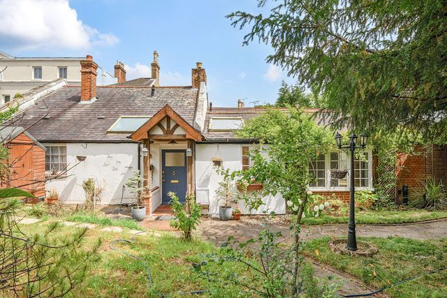 4 bedroom semi-detached bungalow for sale