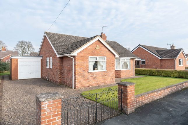 Greenside Close, York YO19 2 bed detached bungalow for sale