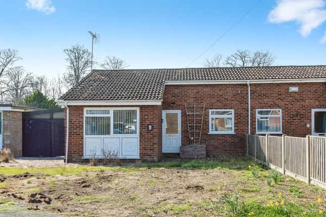 2 bedroom semi-detached bungalow for sale
