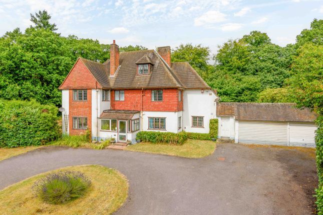 Byfleet Road, Weybridge, KT11 6 bed detached house for sale