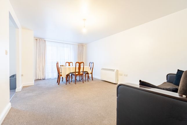 2 bed flat