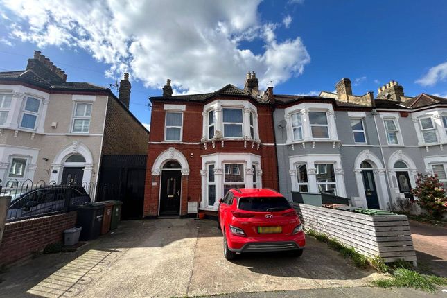 Ardfillan Road, Catford, SE6 3 bed end of terrace house for sale