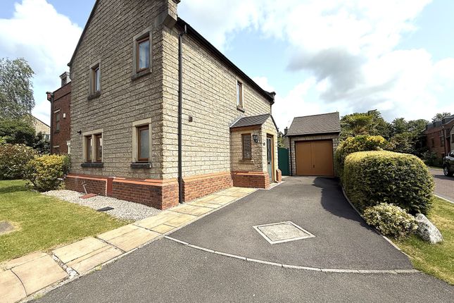 Topiary Gardens, Preston PR3 3 bed semi