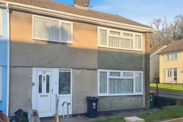 3 bed end terrace house