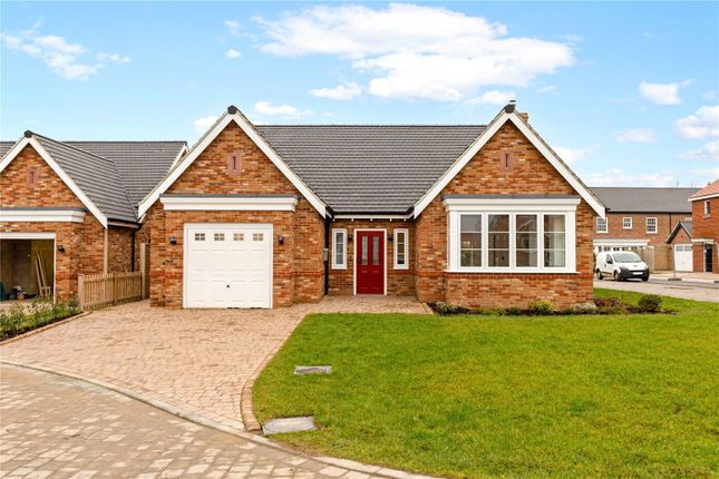 Millbrook Meadow, Tattenhall CH3 3 bed detached house for sale