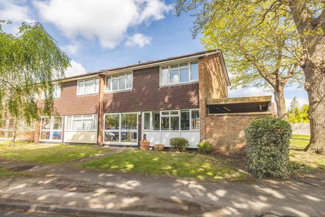 Bangors Close, Iver SL0 3 bed end of terrace house for sale